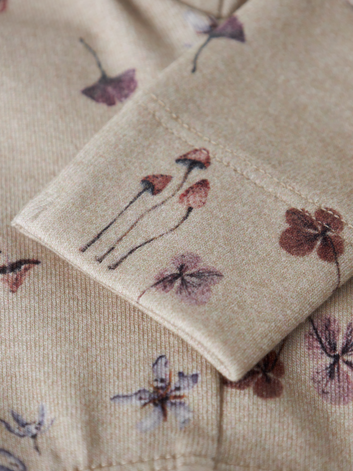 model_shot-front_full